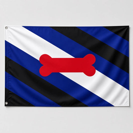 Drapeau officiel Puppy Play Pride en tissu polyester avec rayures bleues, noires, blanches et os rouge central.