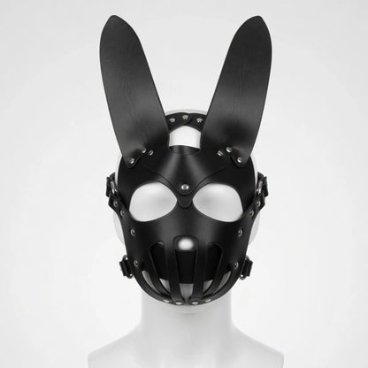 visuel sur un mannequin du masque bunny du kinkypupshop