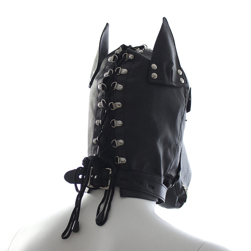 Puppy hood en cuir vu de dos avec système de fermeture